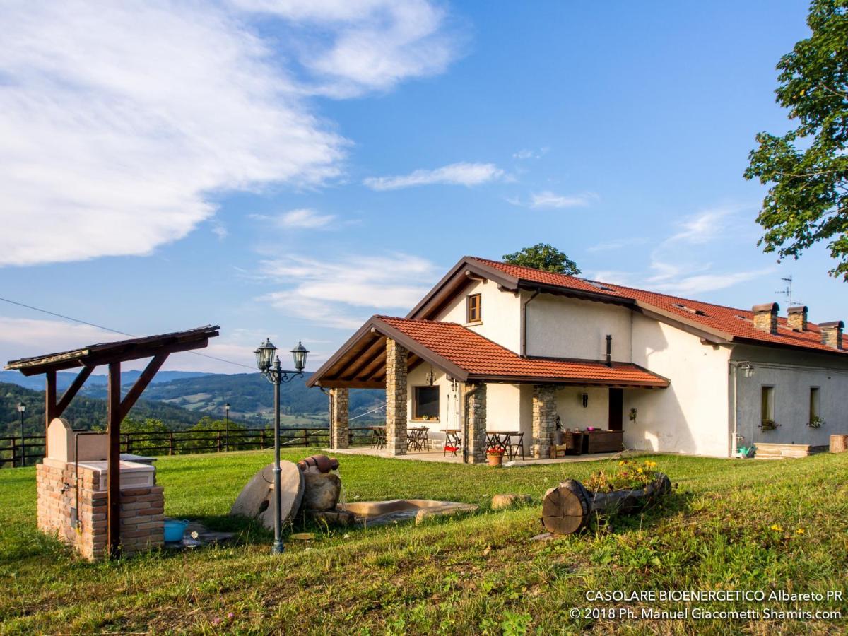 Il Casolare Bioenergetico Bed & Breakfast Albareto  Bagian luar foto