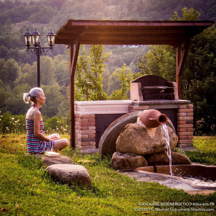Il Casolare Bioenergetico Bed & Breakfast Albareto  Bagian luar foto
