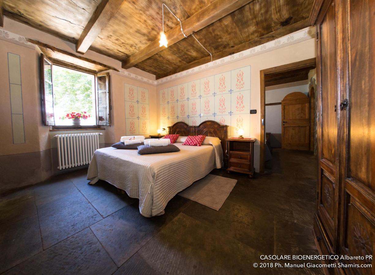 Il Casolare Bioenergetico Bed & Breakfast Albareto  Bagian luar foto