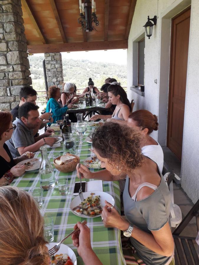 Il Casolare Bioenergetico Bed & Breakfast Albareto  Bagian luar foto