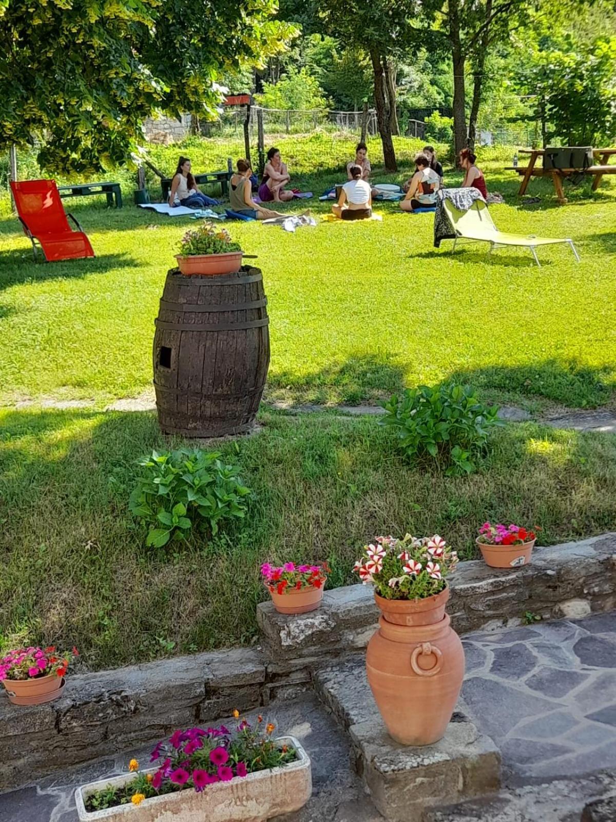 Il Casolare Bioenergetico Bed & Breakfast Albareto  Bagian luar foto
