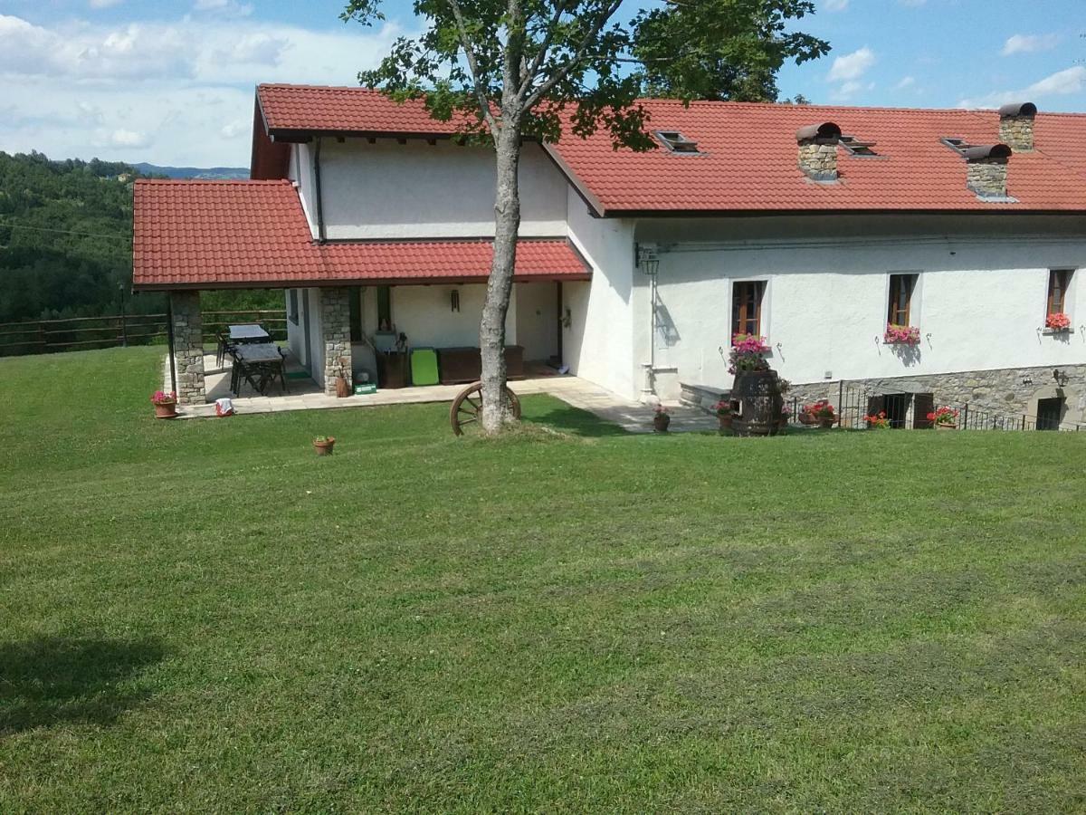 Il Casolare Bioenergetico Bed & Breakfast Albareto  Bagian luar foto